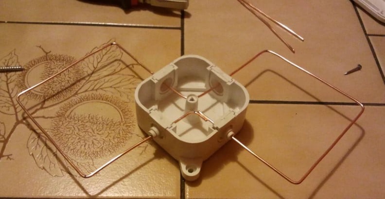 5 способов сделать антенну для телевизора своими руками 5 способов сделать антенну для телевизора своими руками